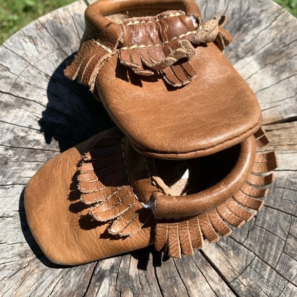 First Steps Leather Baby Toddler Moccasin Shoes
Brown Tan Size 2 Natural Walking - Picture 6 of 11